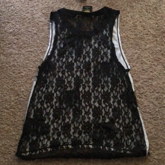 Batman shirt - Picture 2 of 3